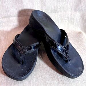 VIONIC Sz 10 (estimated) Tide II Sequin  Slip On Sandals Flip Flop Style